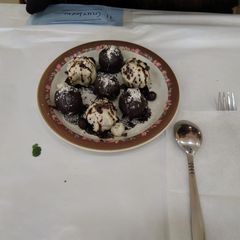 A picture of Chocolate balls.