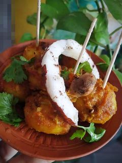 টক-ঝাল কষা আলুর দম (tok jhal kosha aloo dum recipe in Bengali) রেসিপির প্রধান ছবি