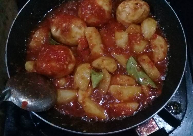 Cara Memasak Telur kentang balado yang Enak