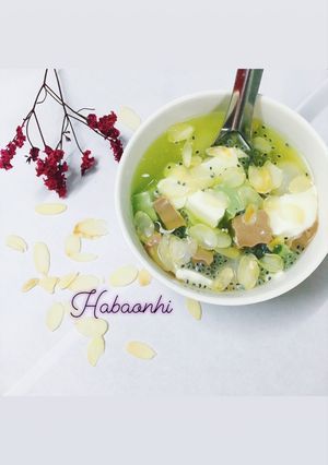 Hình của món Chè Khúc Bạch.