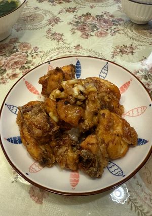 Hình của món Gà chua ngọt.