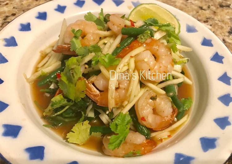 Pepaya Salad (Thai salad)