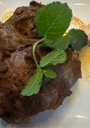 A picture of Raan e sikandari - Indian Leg of Lamb - WOWWWWEEEEEE.