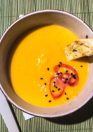 Una foto de Zapallona la sopa(Sopa crema de calabaza)