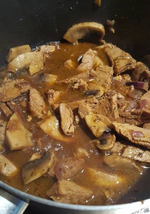 A picture of Cajun Spiced Pork Stir Fry with Mushrooms.