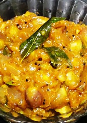 A picture of Drumstick Curry.