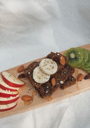 Hình của món Toast bánh mì đen healthy.