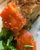 Tortilla de papa con salmón ahumado y rúcula #SinTacc #SinLácteos