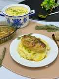 Rosemary Chicken Breasts with Garlic Sauce 🧄