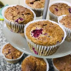 A picture of Raspberry Banana Muffins.
