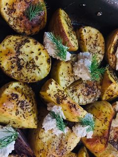 عکسی از دستور سیب زمینی تنوری