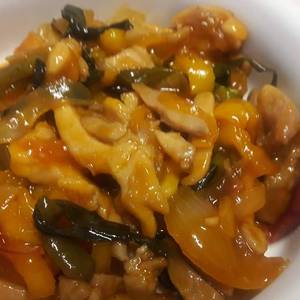 Chop suey(pollo con salsa de barbacoa)