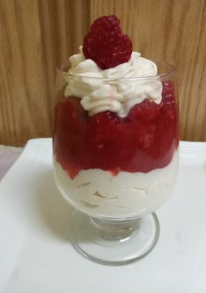 A picture of Raspberry's dessert.