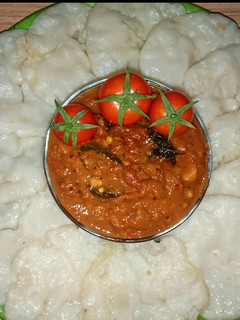 செட்டிநாடு வெள்ளை பணியாரம் (Chettinadu vellai paniyaram recipe in tamil) செய்முறை முக்கிய புகைப்படம்