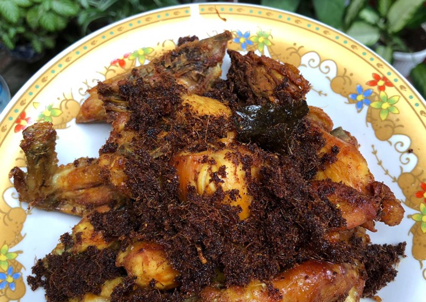 Ayam goreng lengkuas