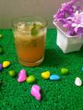 ફ્રેશ એપલ આઈસ ટી (Fresh Apple Ice Tea Recipe In Gujarati)