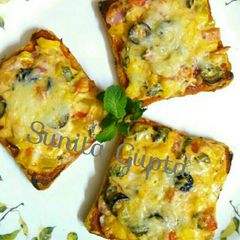 A picture of #Ramadan #Instant Bread Pizza.