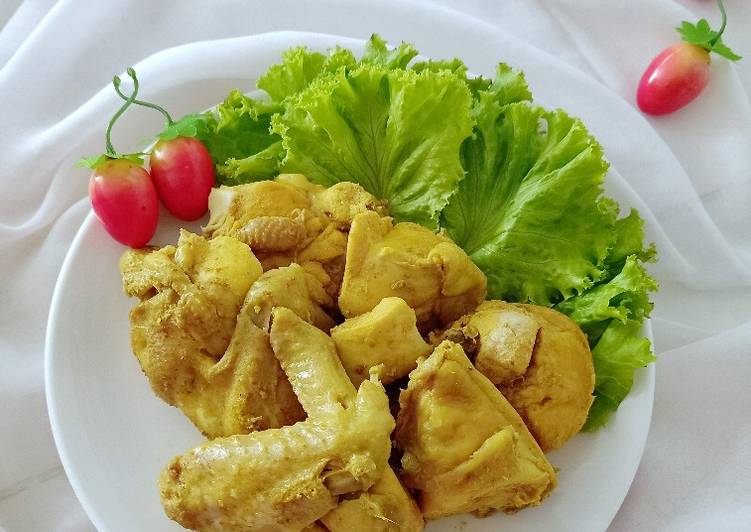 DICOBA! Resep Ayam Ungkep Bumbu Kuning menu masakan harian