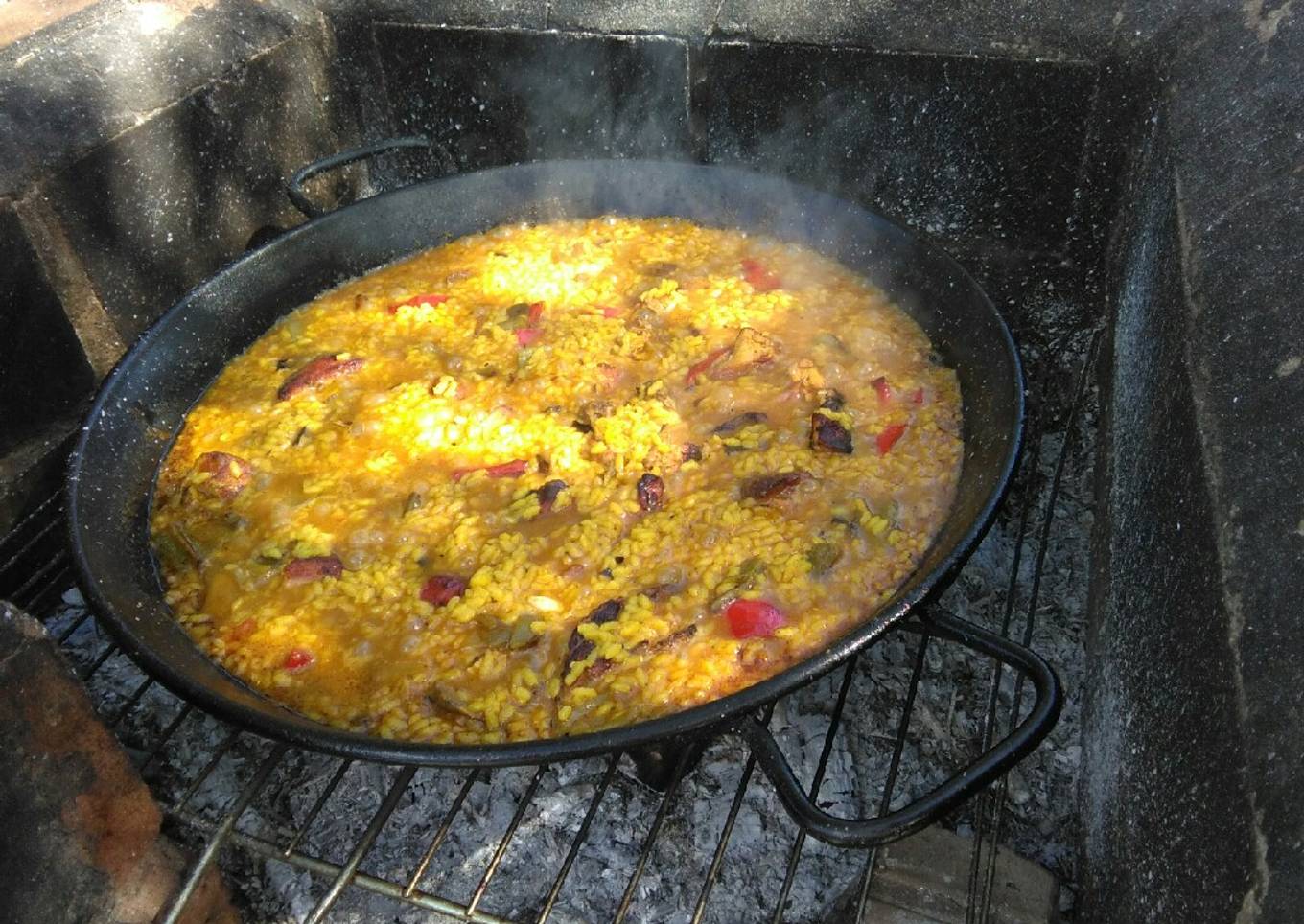 Paella de leña