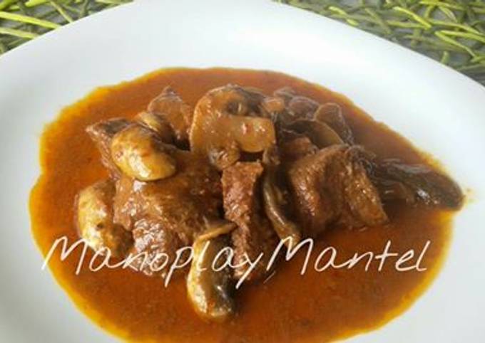 Ternera en salsa ¡Receta tradicional con vino blanco!