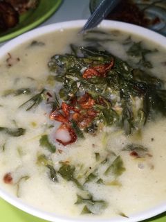 Foto resep Daun Singkong Masak Santan