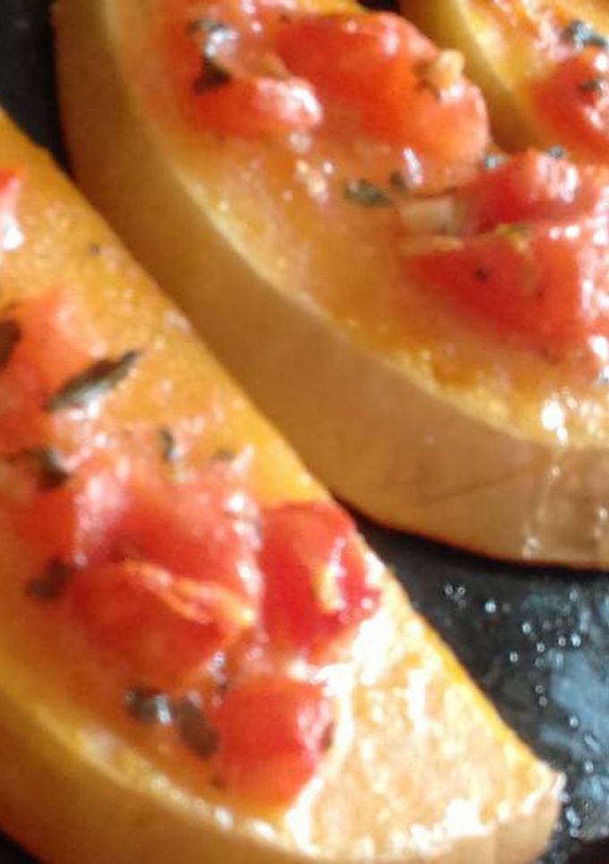 Una foto de Calabaza con aderezo de tomate (veganos y celiacos)