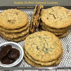 A picture of Nutella Stuffed Oatmeal Cookies.