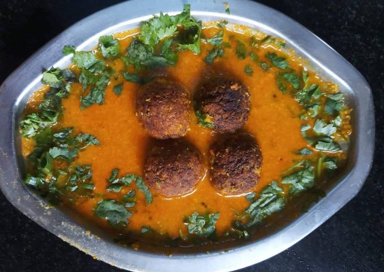 Steps to Prepare Speedy Palak kofta curry