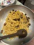 Spaghetti in padella 71 con le olive verdi in salamoia