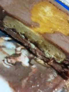 Una foto de Postre helado de mantecol y chocolate ♡+♡ (⁠ʃ⁠ƪ⁠＾⁠3⁠＾⁠）