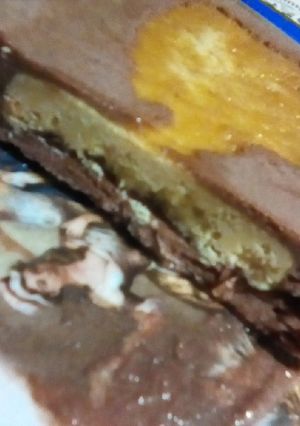 Una foto de Postre helado de mantecol y chocolate ♡+♡ (⁠ʃ⁠ƪ⁠＾⁠3⁠＾⁠）