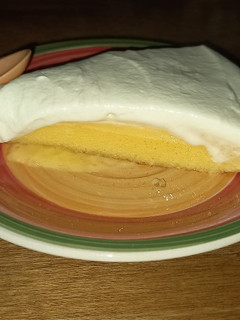 Una foto de Torta flan sin horno 🍮 ♡