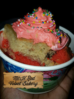 A picture of Whipped cream cake.
