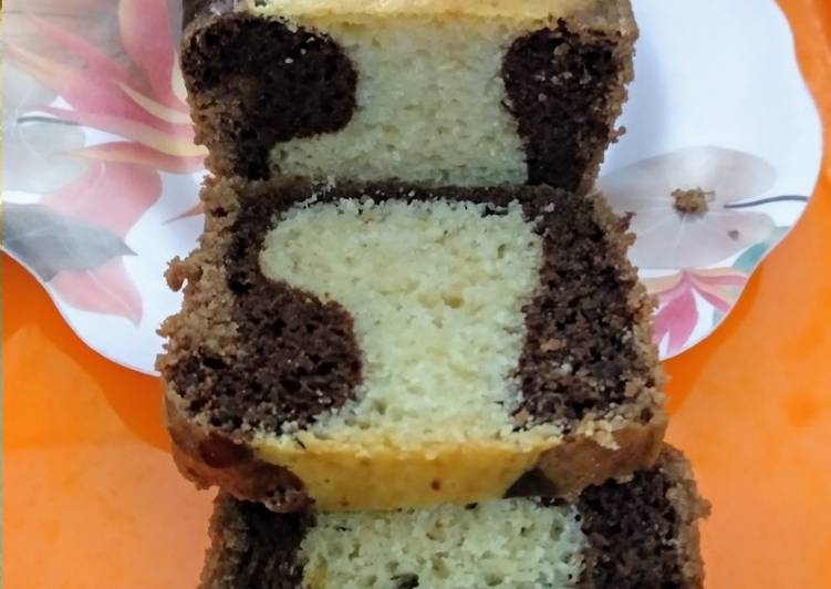 Chocolate marble cake