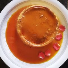 A picture of Caramel custard pudding.