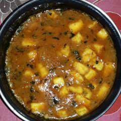 A picture of Paneer Masala.