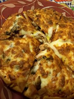 عکسی از دستور پیتزا پپرونی