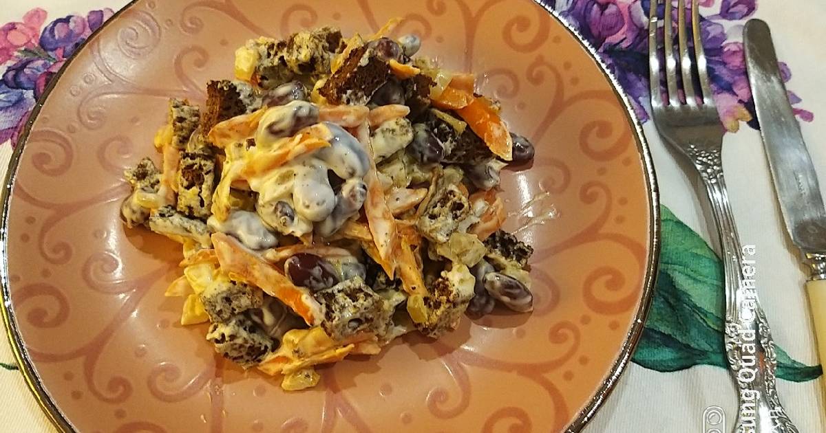 Салат с жареной морковкой и фасолью. Салат с жареной морковкой и фасолью
