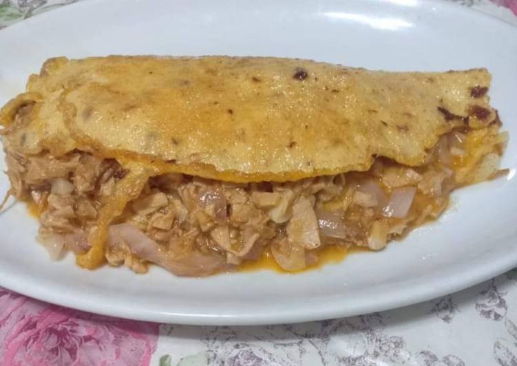 How to Prepare Perfect Chicken Sisig Omelette