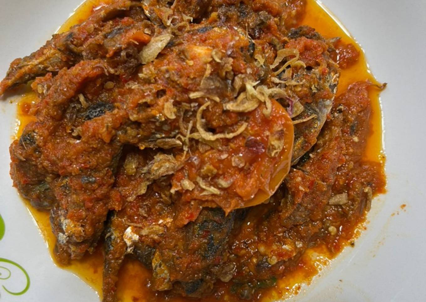 Balado ikan pindang