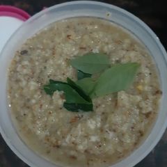 A picture of Coconut chutney.