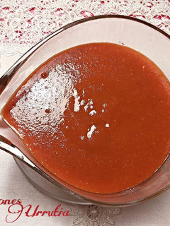 Una foto de Salsa thai siracha