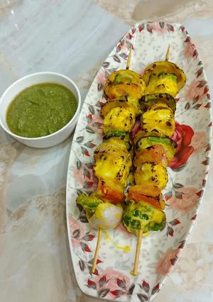 A picture of Paneer Tikka Restaurant Style.
