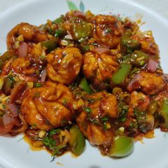 A picture of Schezwan momo.