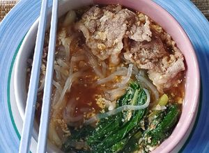 Foto resep Mie Shirataki Kuah (Mie Diet) Topping Belly Beef