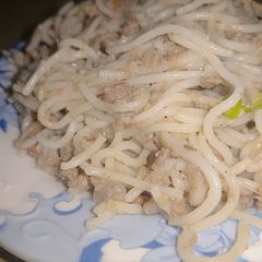 A picture of Beef mince spaghetti.
