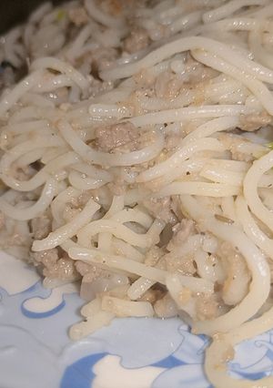 A picture of Beef mince spaghetti.
