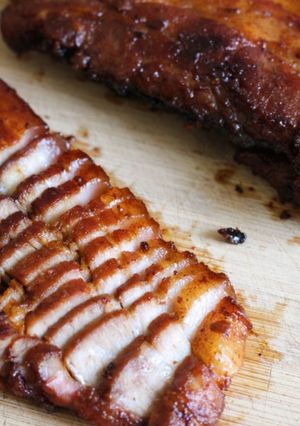 Hình của món Thịt xá xíu BBQ sốt tương đen.