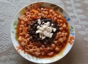 Una foto de Sopa de conchita 🍲