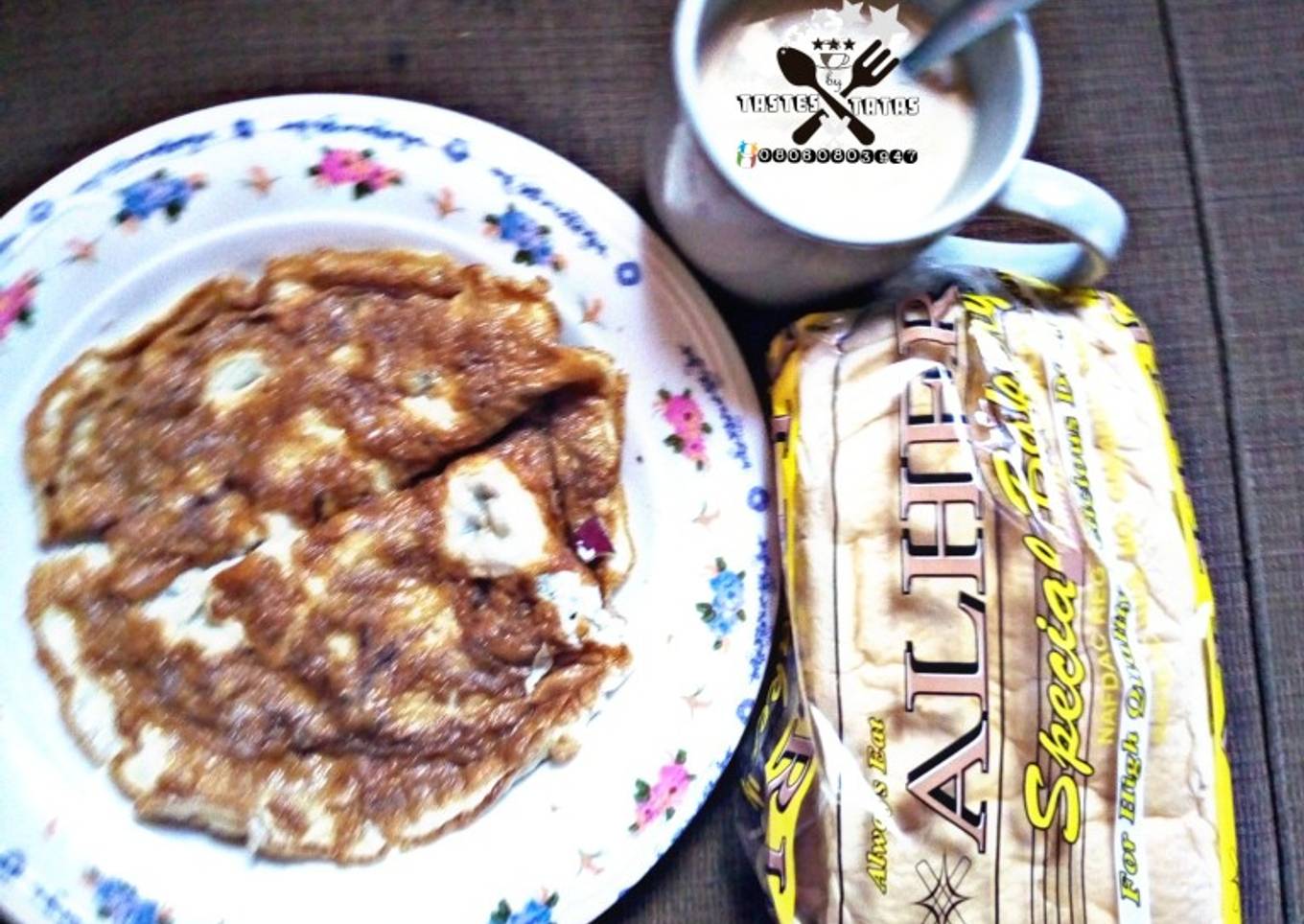 Tea and bread with fried egg